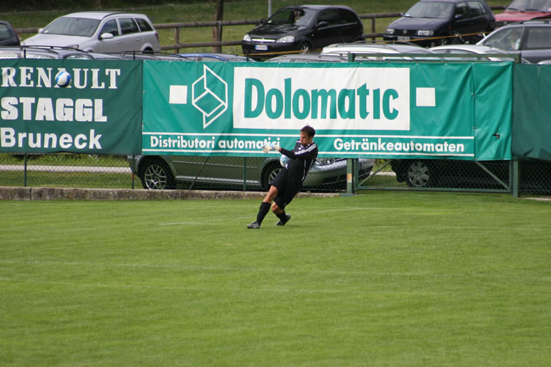gal/Stadtturnier2007 - Spiel um Platz3 gegen Ahrntal/2007-08-12 SVR gg. SSV Ahrntal beim Stadtrurnier 021.jpg
